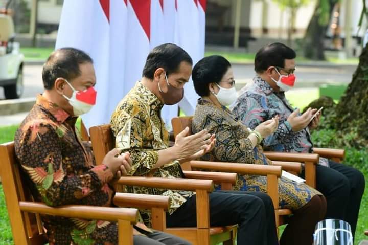 Menpora Amali Dampingi Presiden Jokowi
